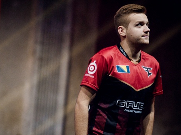 2025LPL春季赛常规赛赛程公布：揭幕战OMG vs TT