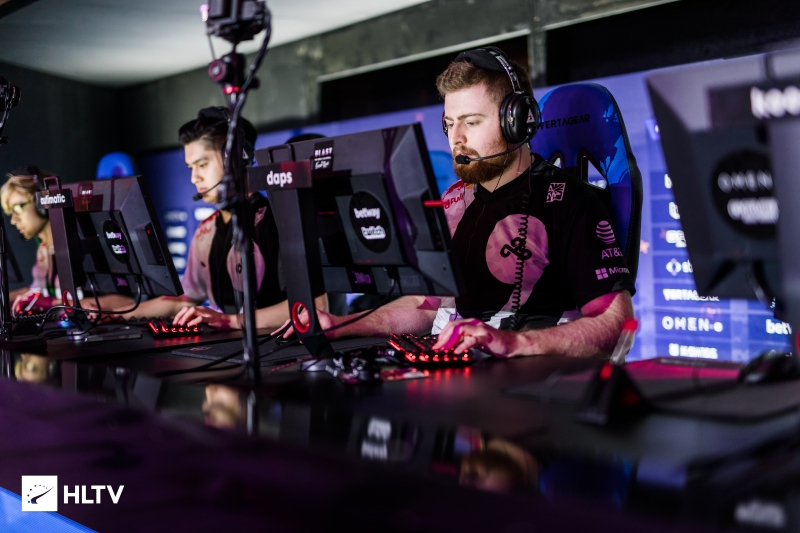 FlyQuest , G2 Esports , 和 Hanwha Life Esports 在 2025 年全球总决赛中获得第二场胜利